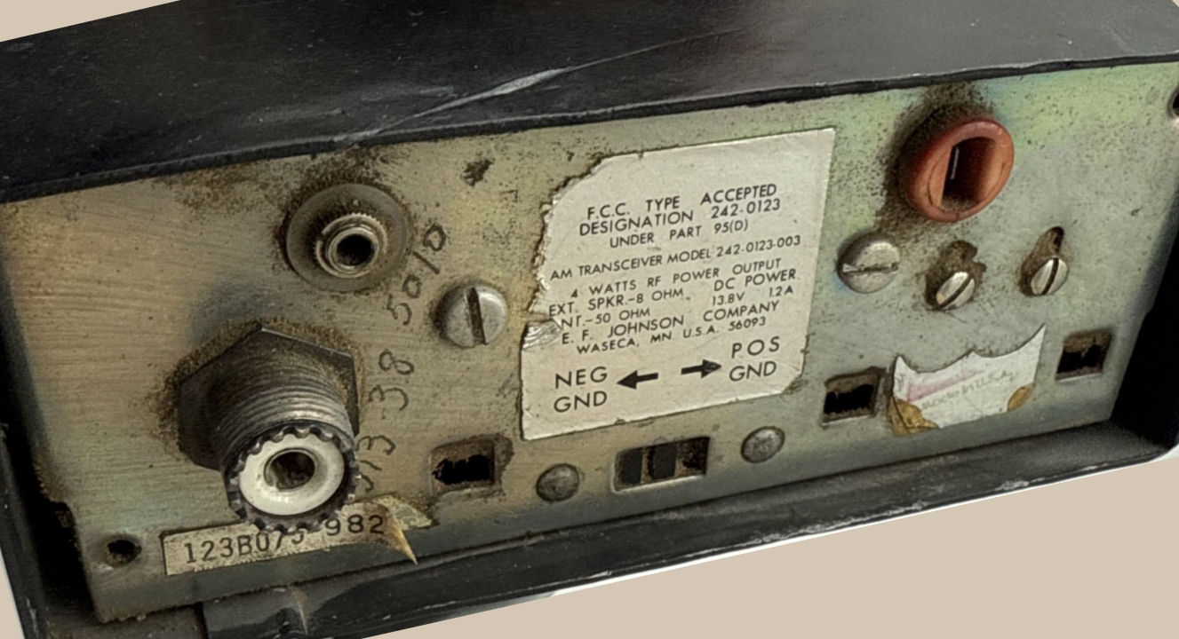 Johnson Messenger 123B